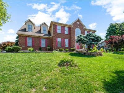 3242 Baffin Dr