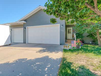 103 E Edmonton Dr