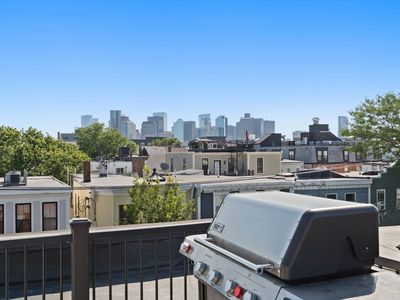 284 Sumner St #3