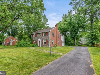 402 Hawthorne Rd