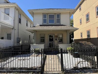 149 Beach 27th St