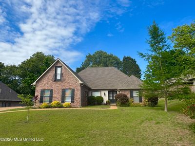 156 Woodlands Glen Cir
