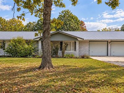 16065 Hardwood Ln