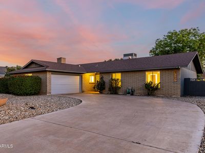 1649 W Royal Palm Rd