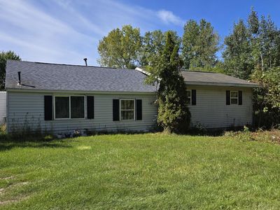 5065 Lorenson Rd