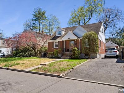 182 Carlson Pl