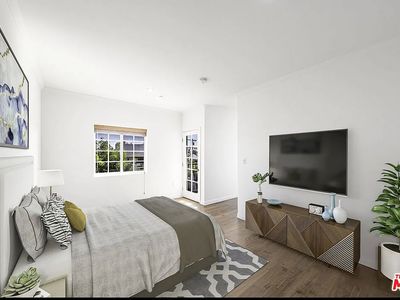 957 S Wilton Pl APT 4