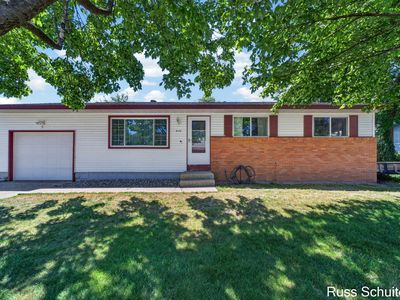 2179 Lincoln Park Dr