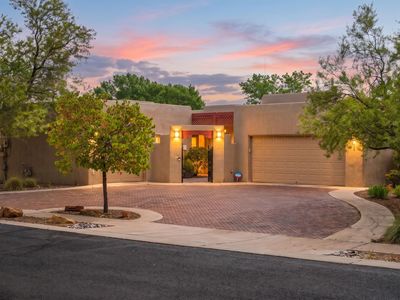 500 Laguna Seca Ln NW