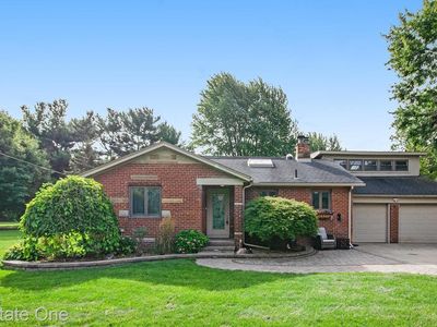 35238 Moravian Dr