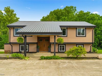 1730 Ledgewood Blvd NE