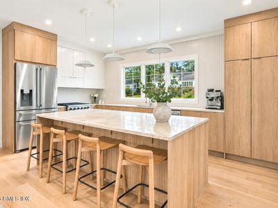 38 Amherst Rd