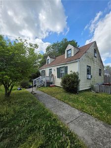 9 Maurice Ave