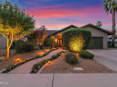 5512 E WALTANN Lane