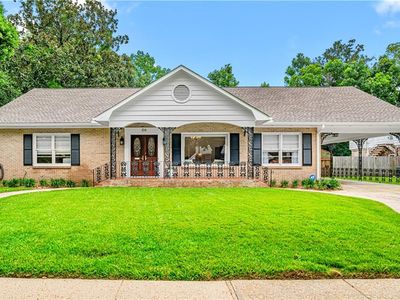 104 Beverly Ct