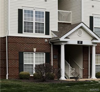 37 Kassebaum Ln APT 207