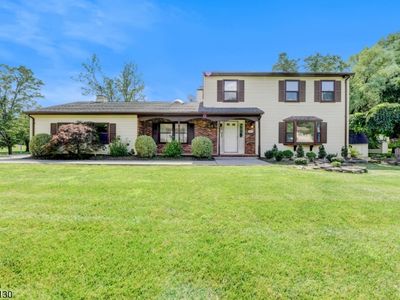 11 Fox Run Dr