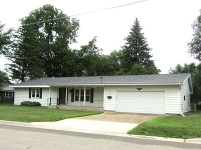 407 Eichelberger Ave