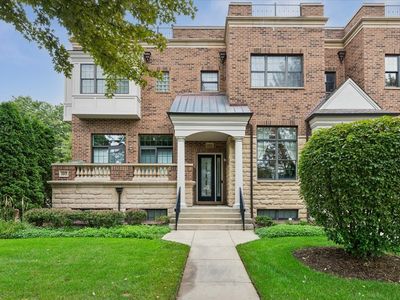 195 N Hickory Ave