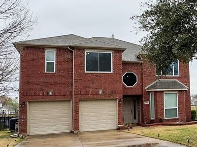 2700 Crater Lake Ln