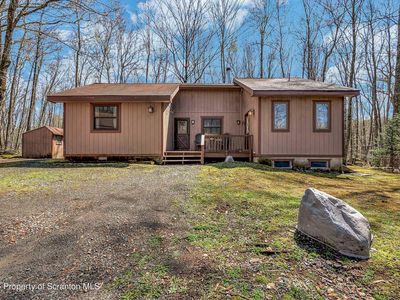 18 Oak Ln