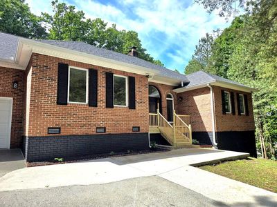 502 Shire Ct
