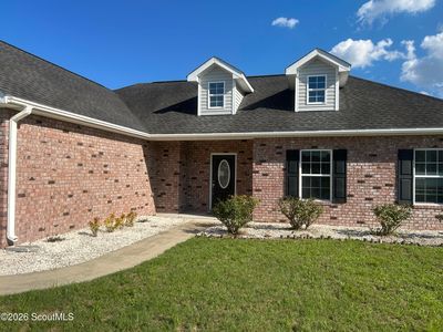 201 Roswell Dr E
