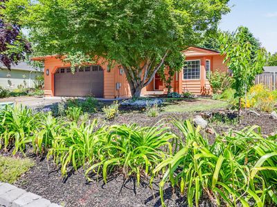 2964 Bailey Ave