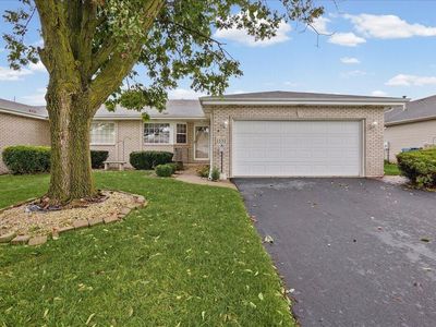 1551 Rokosz Ln
