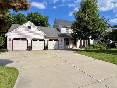 13130 West Scarborough DRIVE