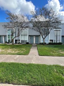 5929 Queensloch Dr APT 103
