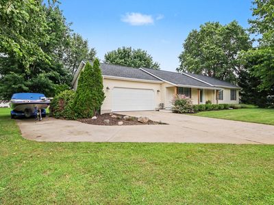 4318 Saturn Dr