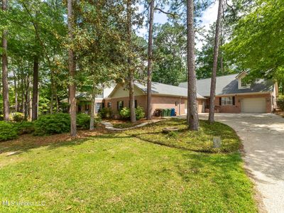 87 Fairlake Cir