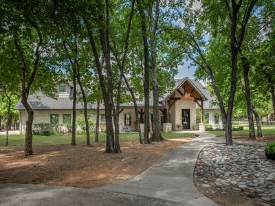 11 Mistymeadow Dr