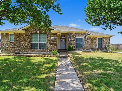 1302 Buckingham Dr