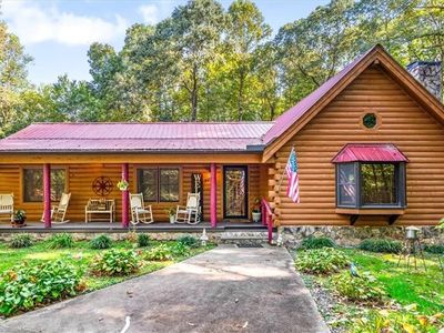 4323 Rader Dr