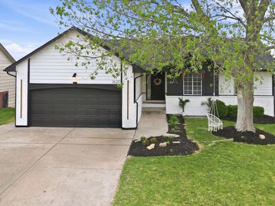 1620 E Winterset Cir