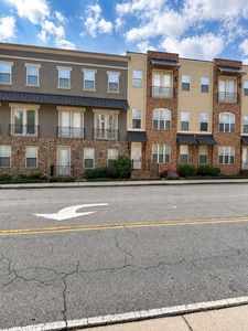383 16th St NW Unit 3