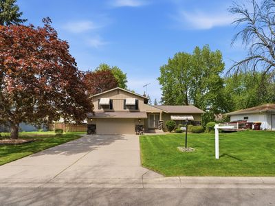 401 Felix Ln