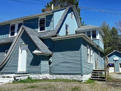 121 Bates Street