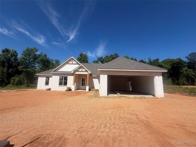 106 Della Dr