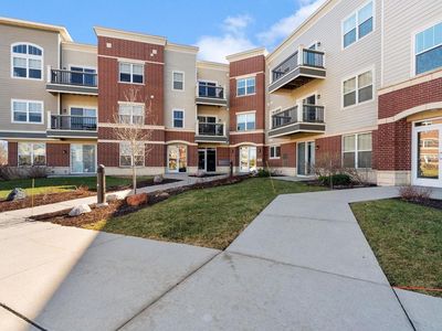 5192 Sassafras Drive UNIT 302