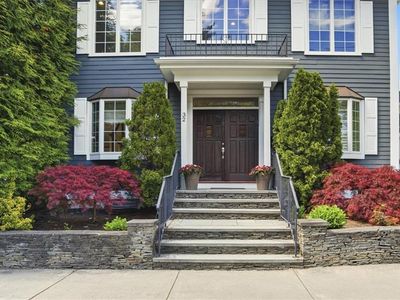 32 Mount Ave