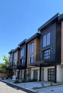 3828 Lakeside Dr #15