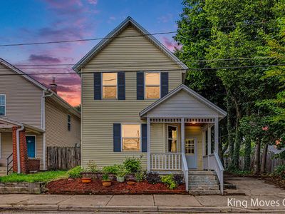 621 Davis Ave NW