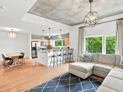 1101 18th Ave S APT 205
