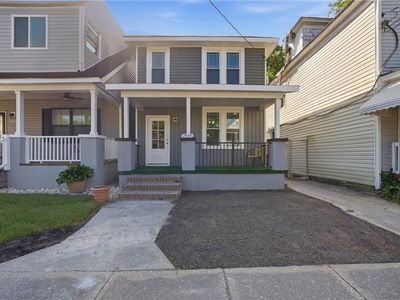 2428 Middle Ave