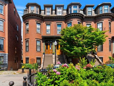 41 Concord Sq