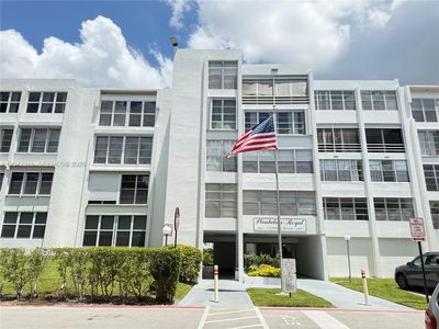 6903 Cypress Rd APT C26