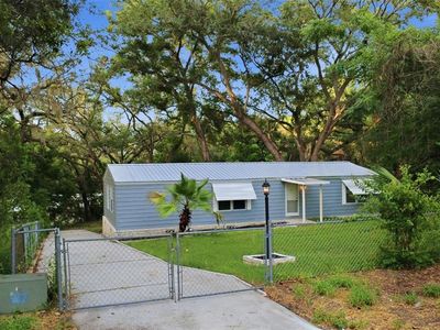 Property at 403 Acorn Cir, Fruitland Park, FL